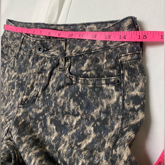 Theory Raegan Caligula Printed Skinny Jeans - Picture 9 of 10